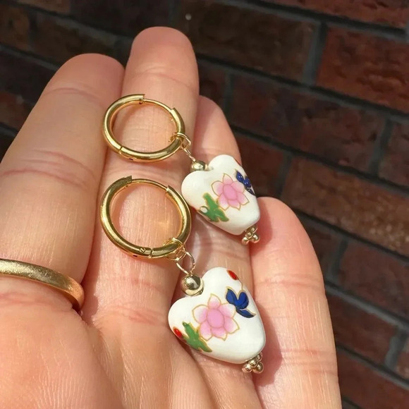 Portofino Porcelain Flower Heart Earrings - Picture 5 of 6